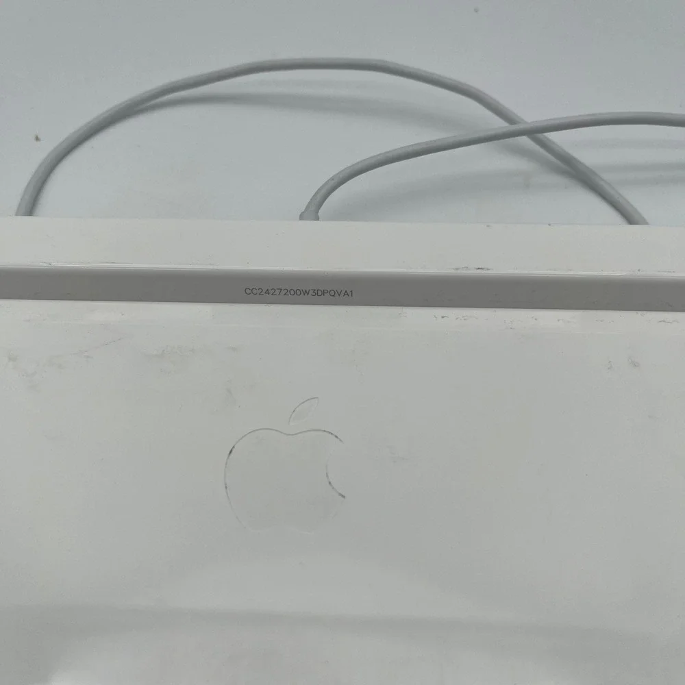Apple A1243 Wired Keyboard with Numeric Keypad Silver Aluminum MB110LL/B Mac